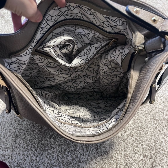 Moda Luxe Taupe Hobo Shoulder Bag Leather Suede Large Slouchy Boho Neutral Purse - Picture 14 of 16